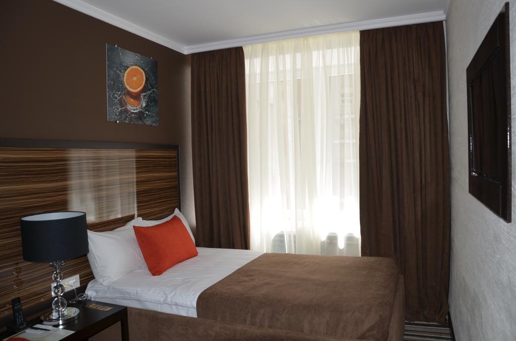 Hotel Kharkov Zewnętrze zdjęcie