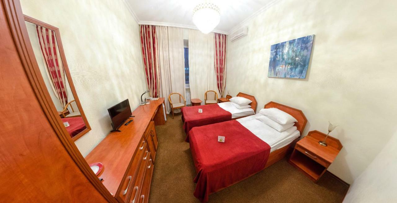 Hotel Kharkov Zewnętrze zdjęcie