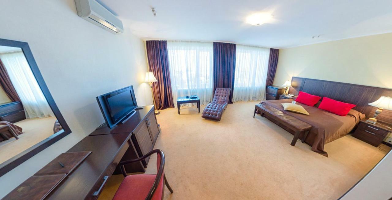 Hotel Kharkov Zewnętrze zdjęcie