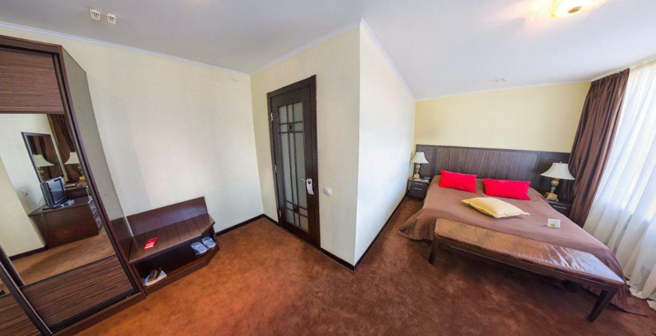 Hotel Kharkov Zewnętrze zdjęcie